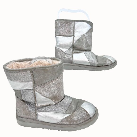 UGG SILVER METALLIC GLITTER PATCHWORK SHORT BOOTS - 5 - Picture 1 of 6